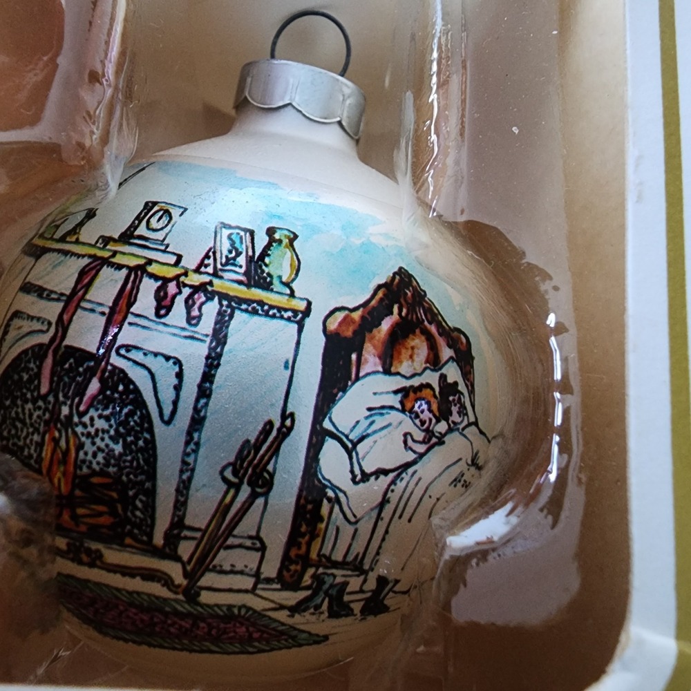 Bunnykins Christmas Ornaments Beatrix Potter Bed Fireplace Rabbits Glass Vintage - Picture 4 of 14